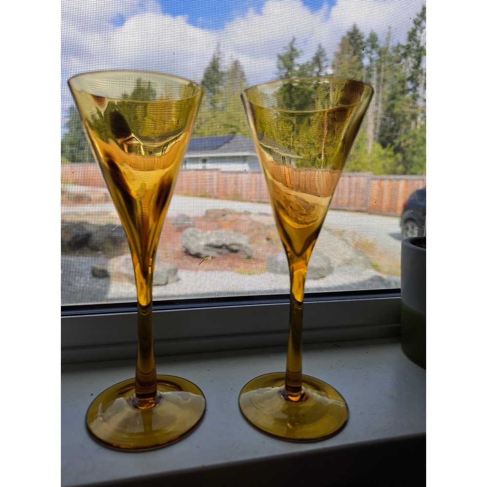 Vtg Amber Art Glass Wine Glasses Set of 2 Gorgeous Designs China |Smoky Black